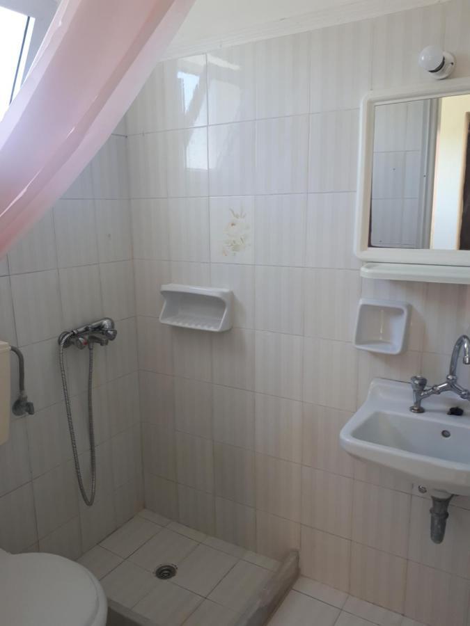 Margarita Rooms Kalamákion Стая снимка